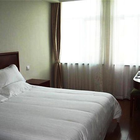 GreenTree Inn Jiangsu Nanjing Dachang Xinhua Road Express Hotel Bagian luar foto