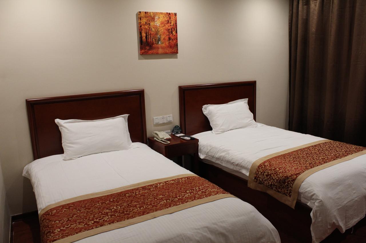 GreenTree Inn Jiangsu Nanjing Dachang Xinhua Road Express Hotel Bagian luar foto