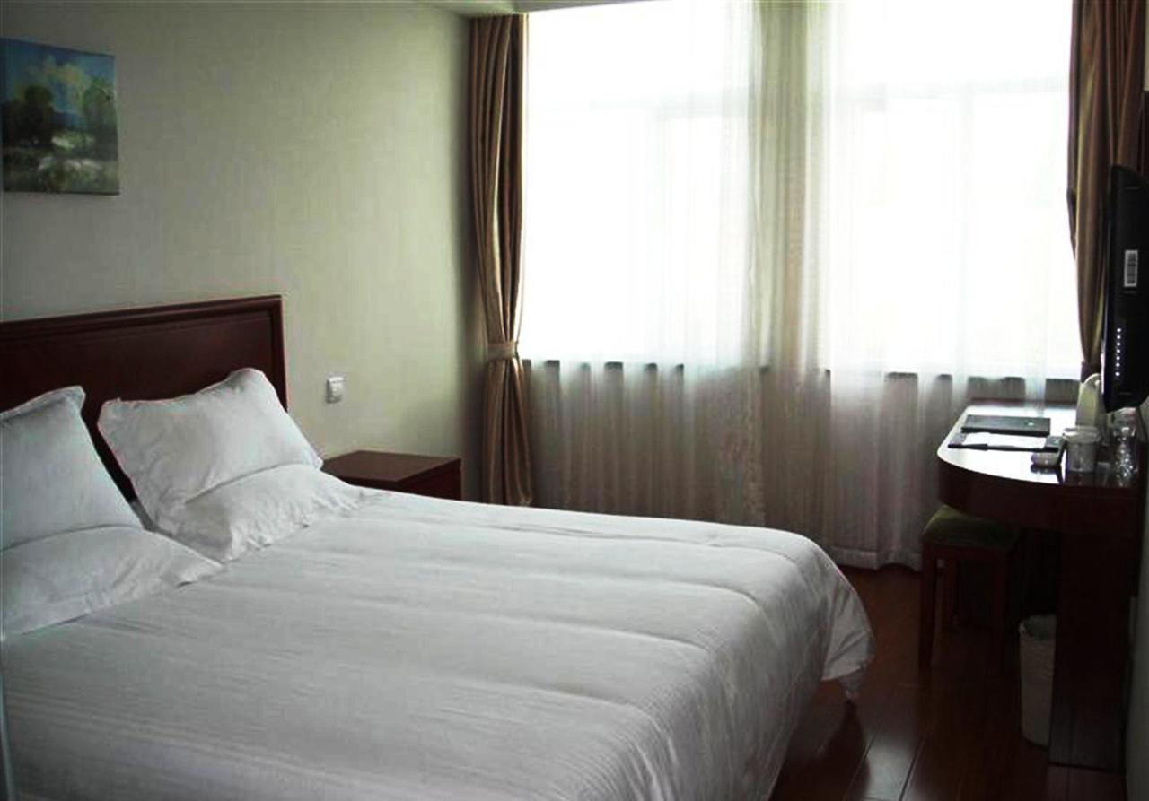 GreenTree Inn Jiangsu Nanjing Dachang Xinhua Road Express Hotel Bagian luar foto