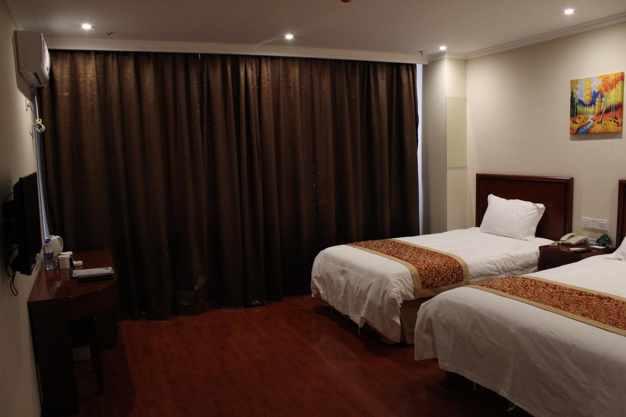 GreenTree Inn Jiangsu Nanjing Dachang Xinhua Road Express Hotel Bagian luar foto